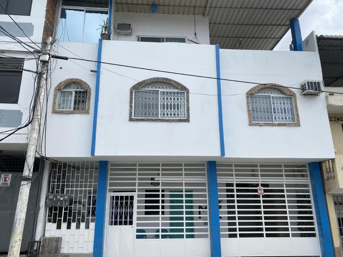 Playa Suites, Cerca Del Malecon 曼塔 外观 照片